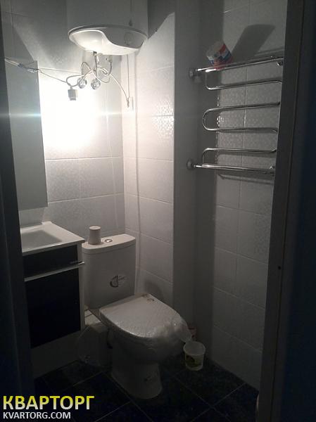 Sell 2-room apartment. Киев,  Урловская — photo 3