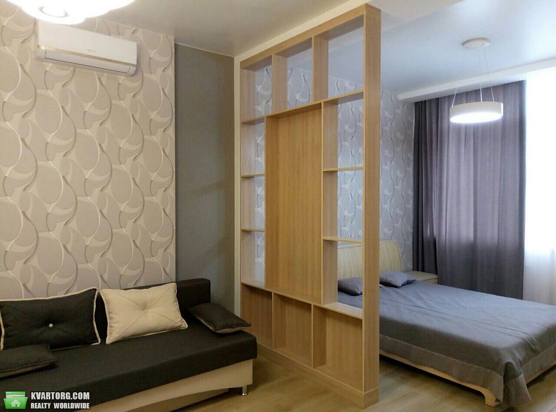 Rent out 1-room apartment. Одесса, Французский бульвар — photo 1