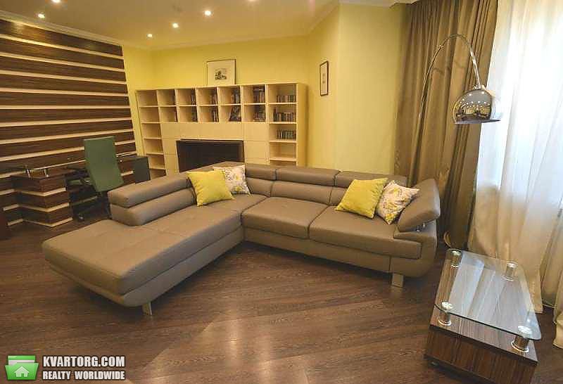 Rent out 3-room apartment. Киев,  Срибнокильская — photo 2