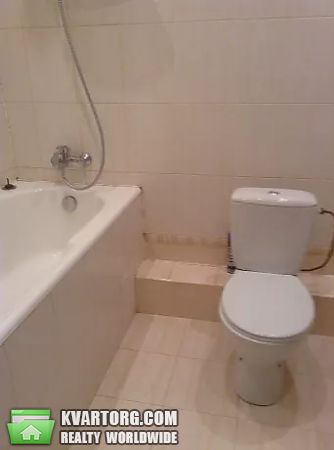 Rent out 2-room apartment. Киев,  Ломоносова — photo 4