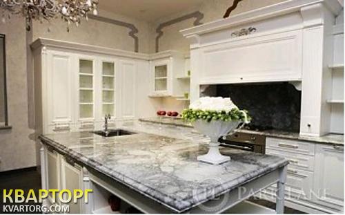 Rent out house. Киев, Стоянка — photo 1