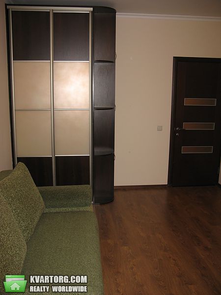 Rent out 3-room apartment. Киев,  Окипной — photo 8
