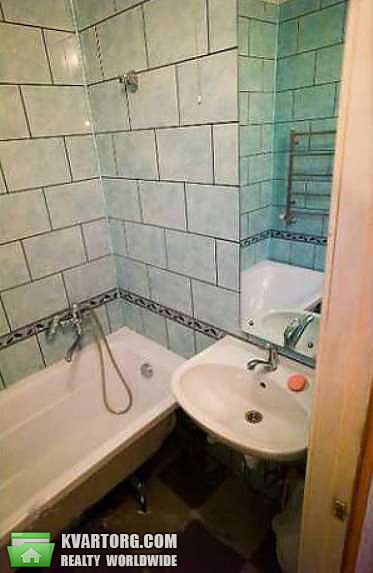 Sell 3-room apartment. Киев,  Курская — photo 5