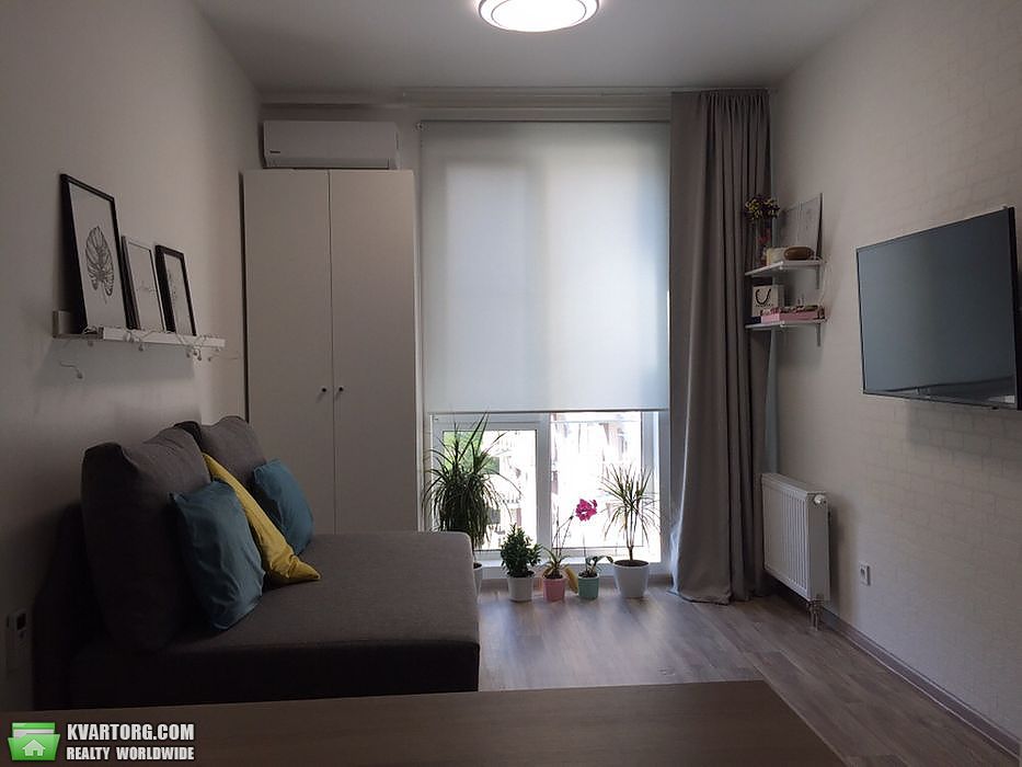 Sell 1-room apartment. Киев, Максимовича — photo 1