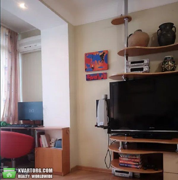 Sell 1-room apartment. Киев, Олеся Гончара — photo 3