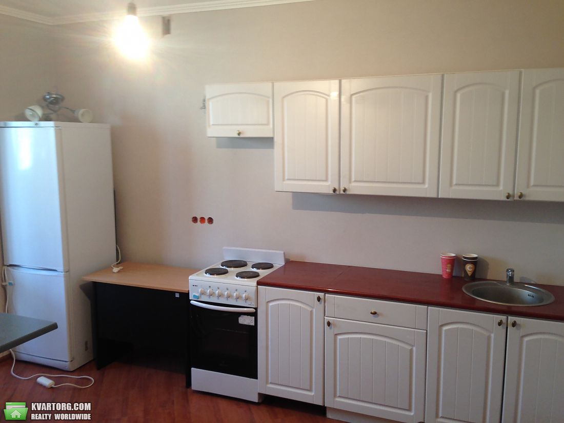 Sell 1-room apartment. Киев,  Глушкова пр — photo 4