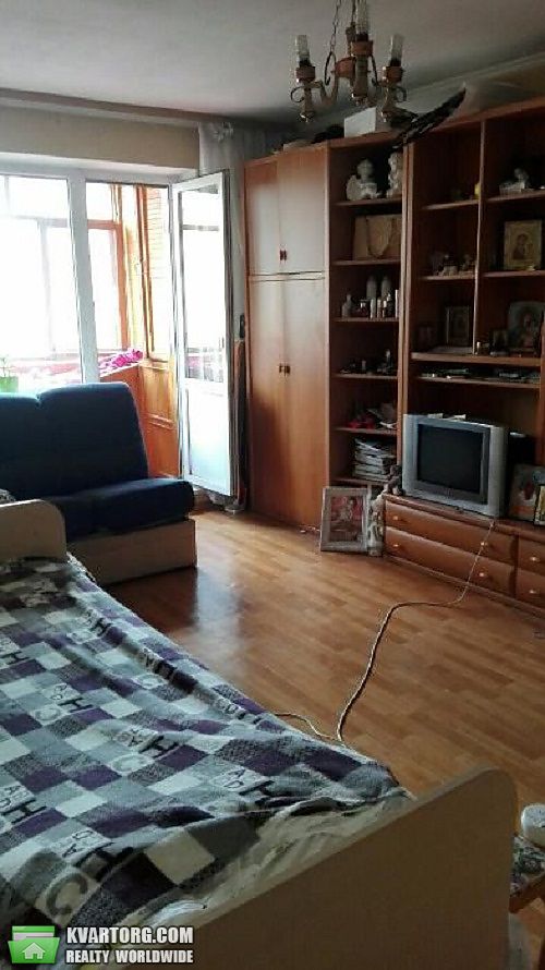 Sell 2-room apartment. Киев,  Руденко — photo 3