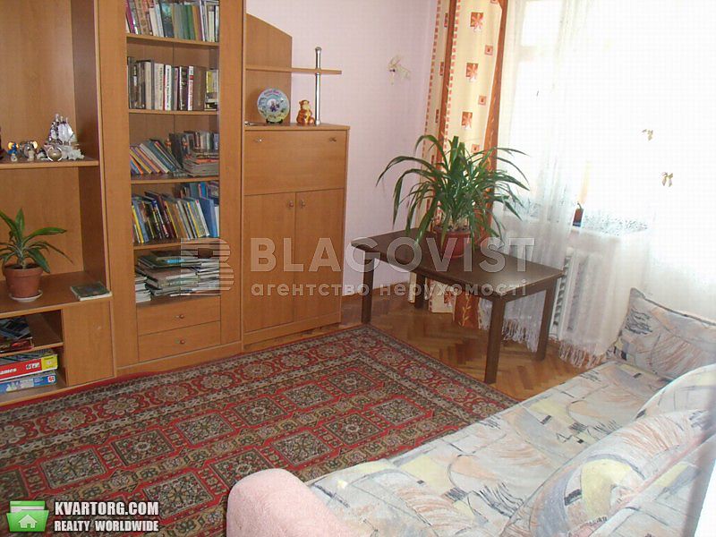 Sell 3-room apartment. Киев,  Львовская — photo 4
