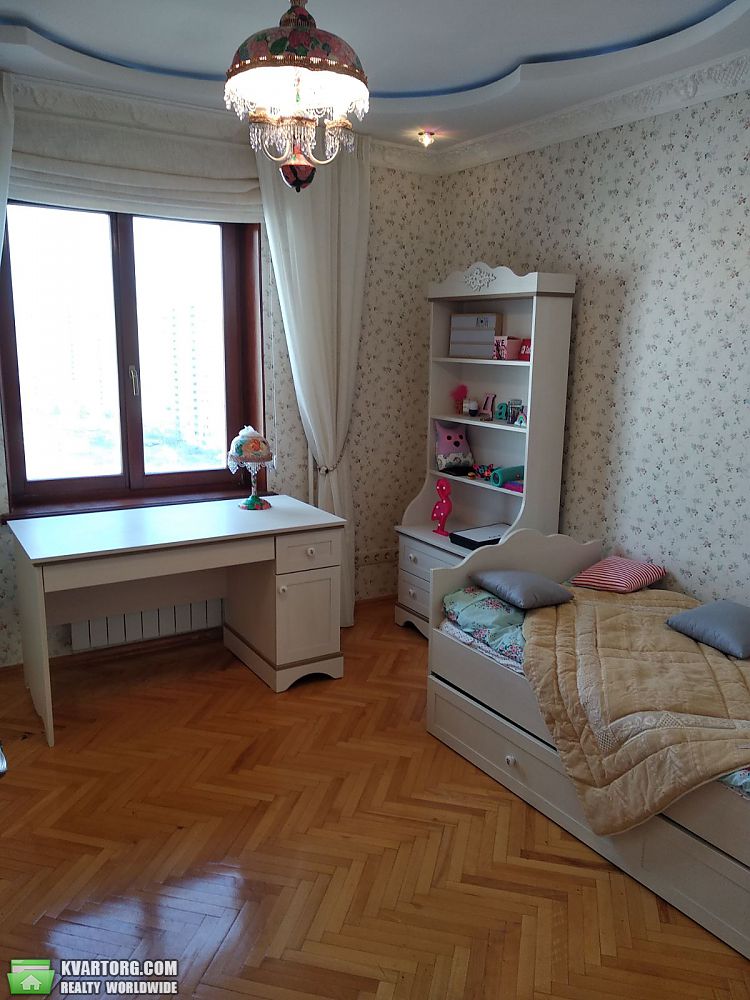 Rent out 3-room apartment. Киев,  Градинская — photo 5