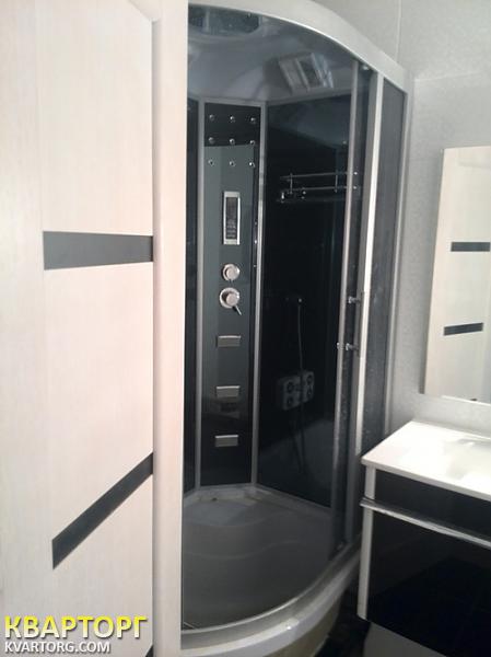 Sell 2-room apartment. Киев,  Урловская — photo 4