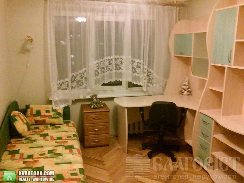 Sell 3-room apartment. Киев, 40-летия Октября просп — photo 2