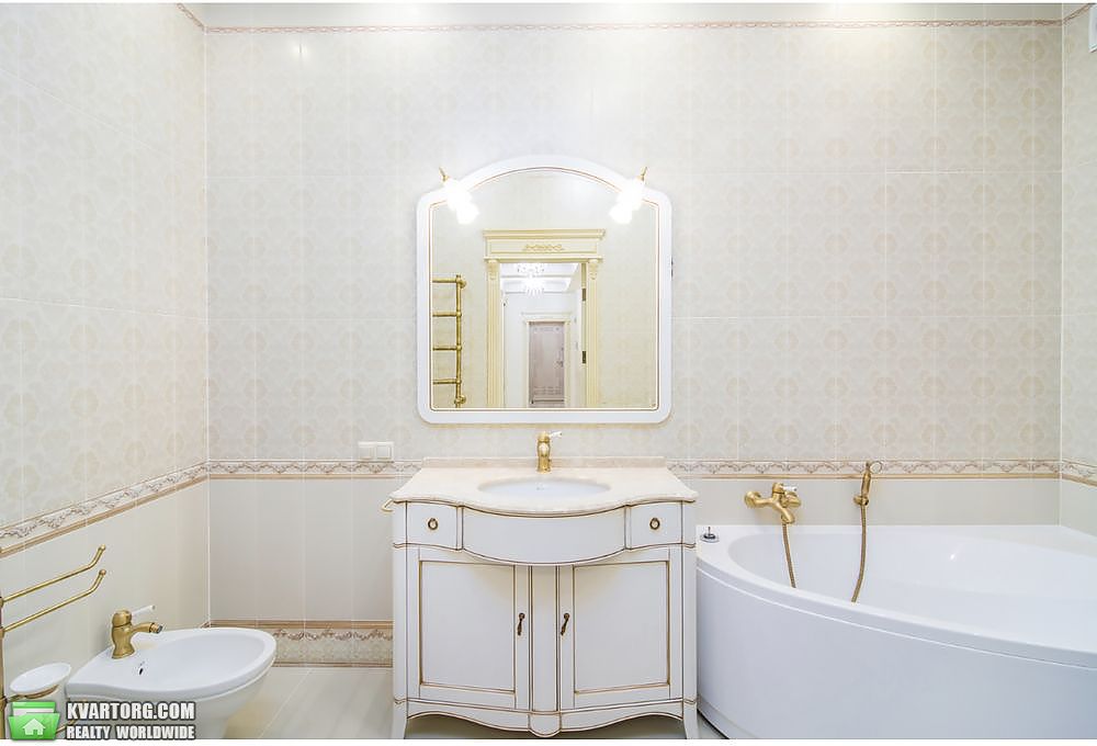 Sell 4-room apartment. Киев, Евгения Коновальца — photo 5