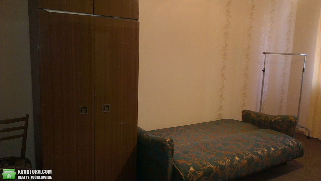 Rent out 2-room apartment. Киев, Стратегическое шоссе — photo 2