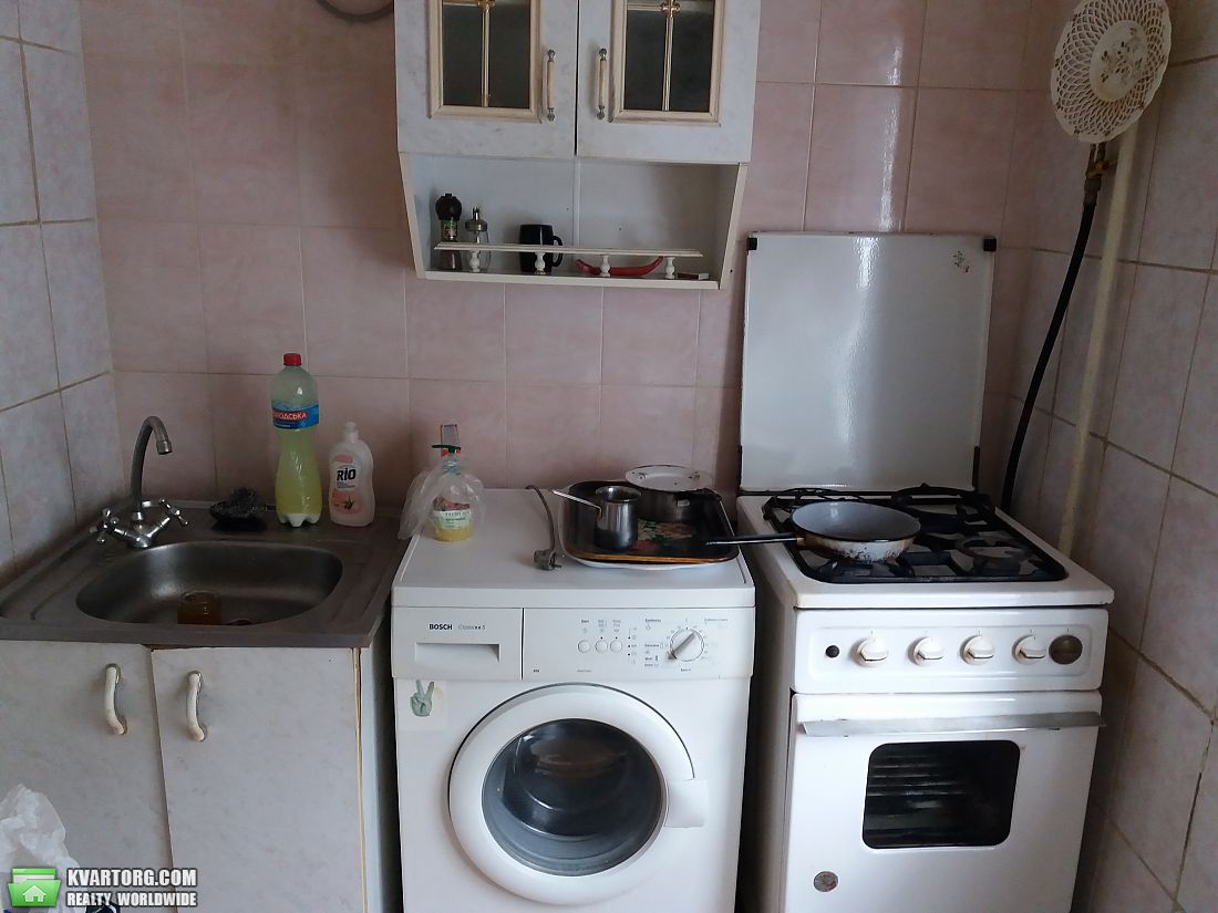 Rent out 2-room apartment. Киев,  Кольцова бул — photo 2