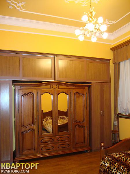 Rent out 4-room apartment. Киев,  Городецкого — photo 4
