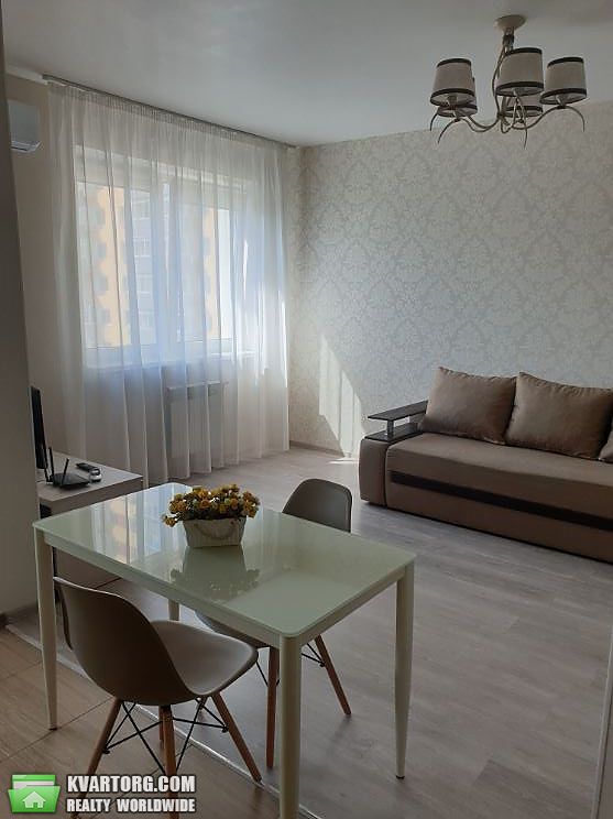 Rent out 1-room apartment. Киев,  Кондратюка — photo 2