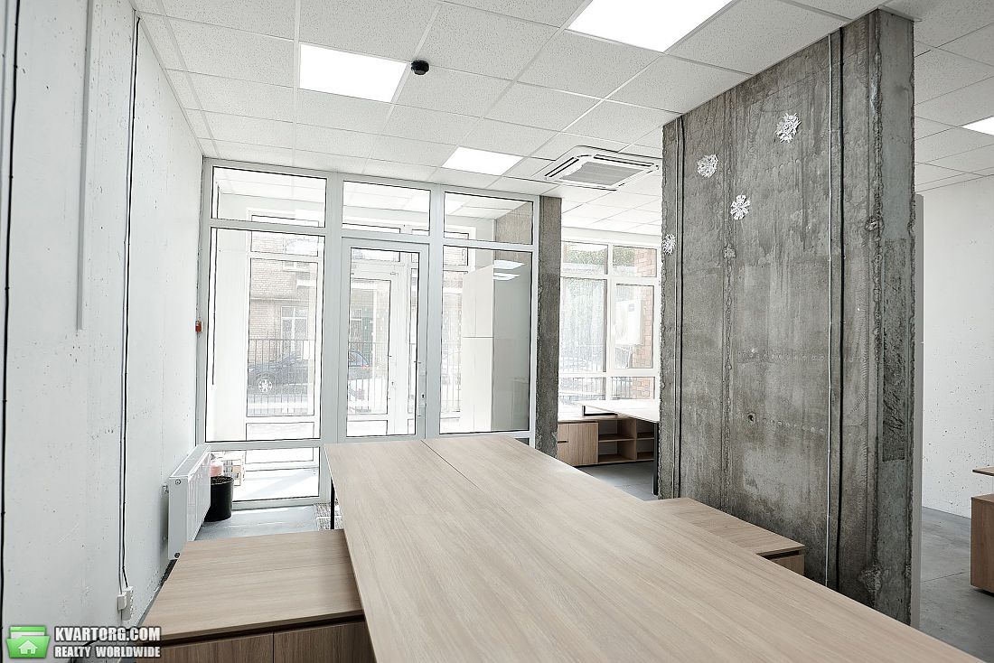 Rent out office. Киев, Соломенская — photo 4