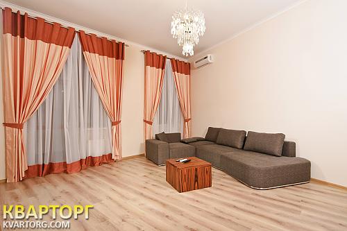 Rent out 2-room apartment. Харьков, Площадь Востания — photo 1