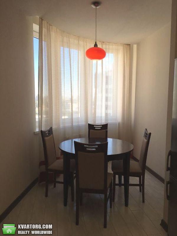 Rent out 3-room apartment. Киев,  Луначарского — photo 7