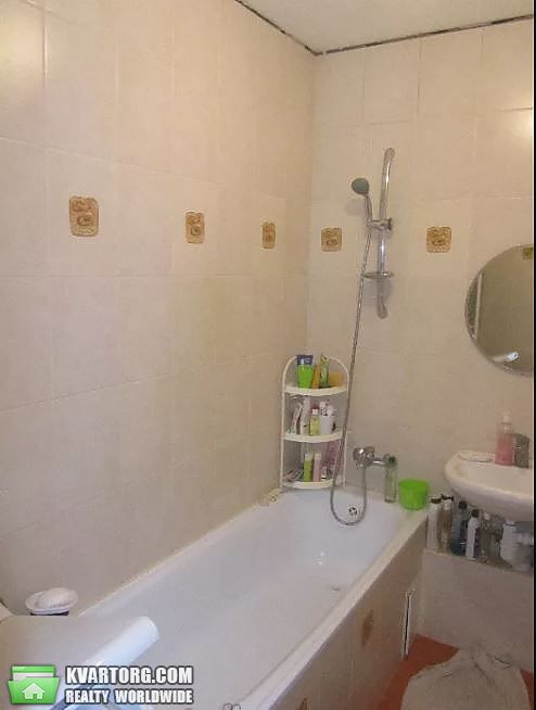 Sell 2-room apartment. Киев,  Урловская — photo 4