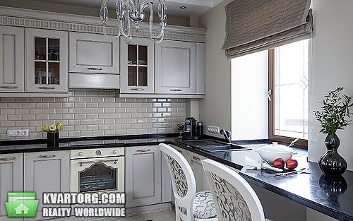 Rent out 3-room apartment. Киев,  Щорса — photo 4