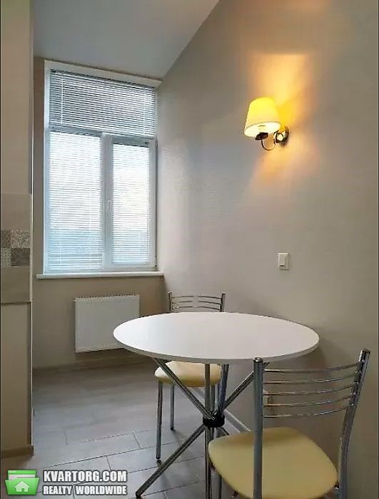 Rent out 1-room apartment. Киев,  Крушельницкой — photo 2