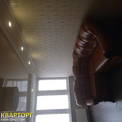 Rent out 1-room apartment. Киев, Харьковское шоссе — photo 3