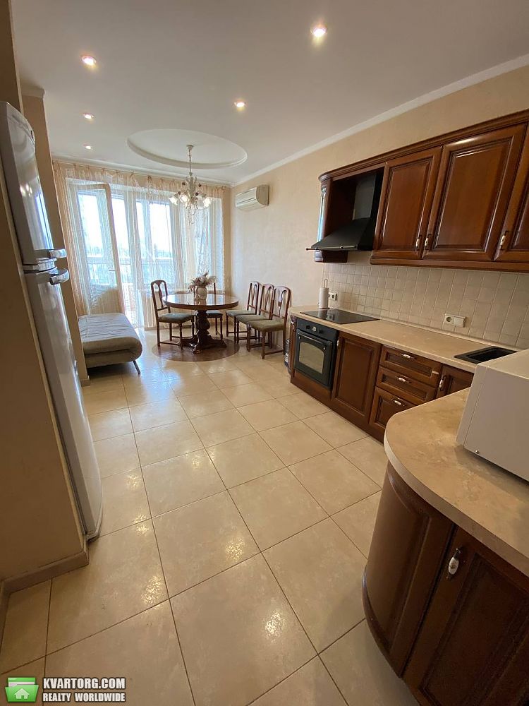 Rent out 3-room apartment. Киев, Панаса Мирного — photo 9