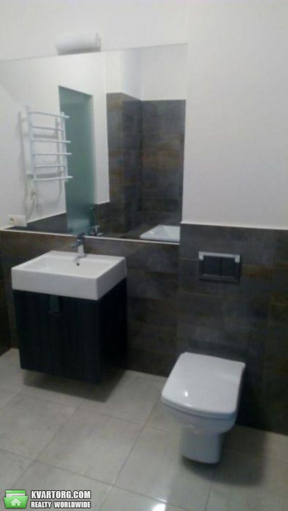 Rent out 2-room apartment. Киев,  Щорса — photo 6