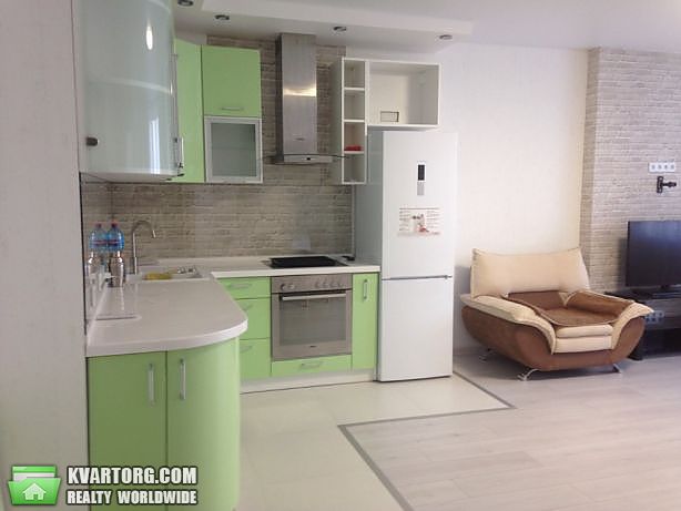 Rent out 2-room apartment. Киев, Краснова Николая — photo 1