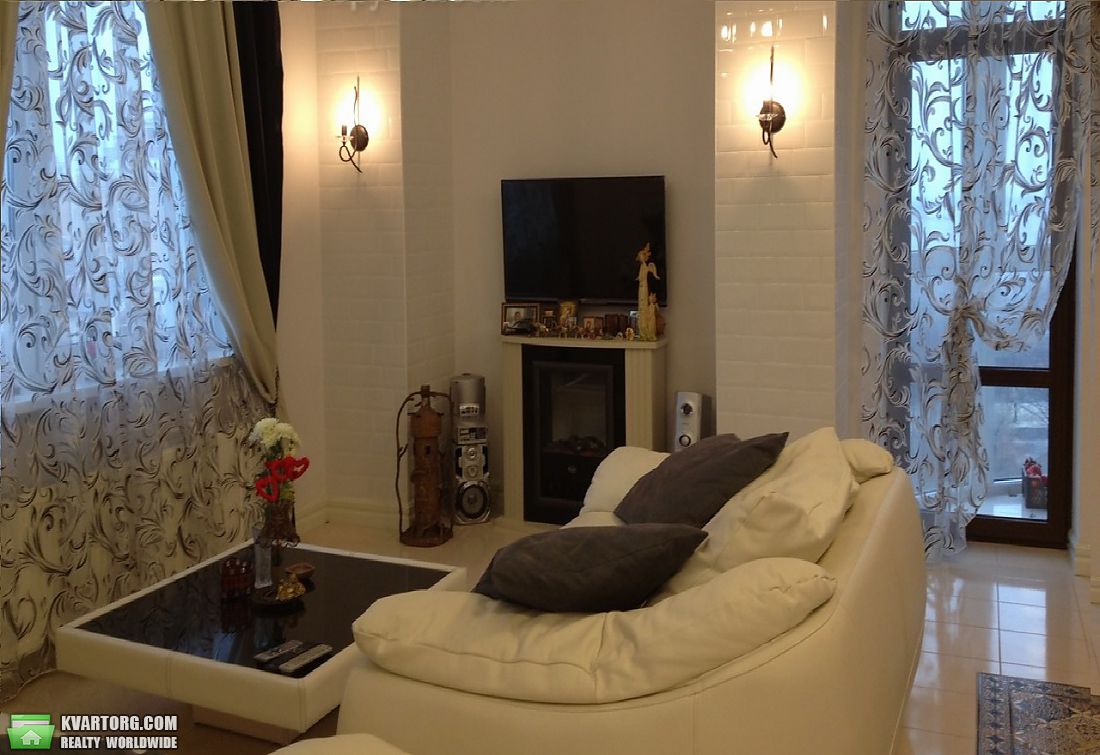 Sell 3-room apartment. Киев,  Оболонская наб — photo 1