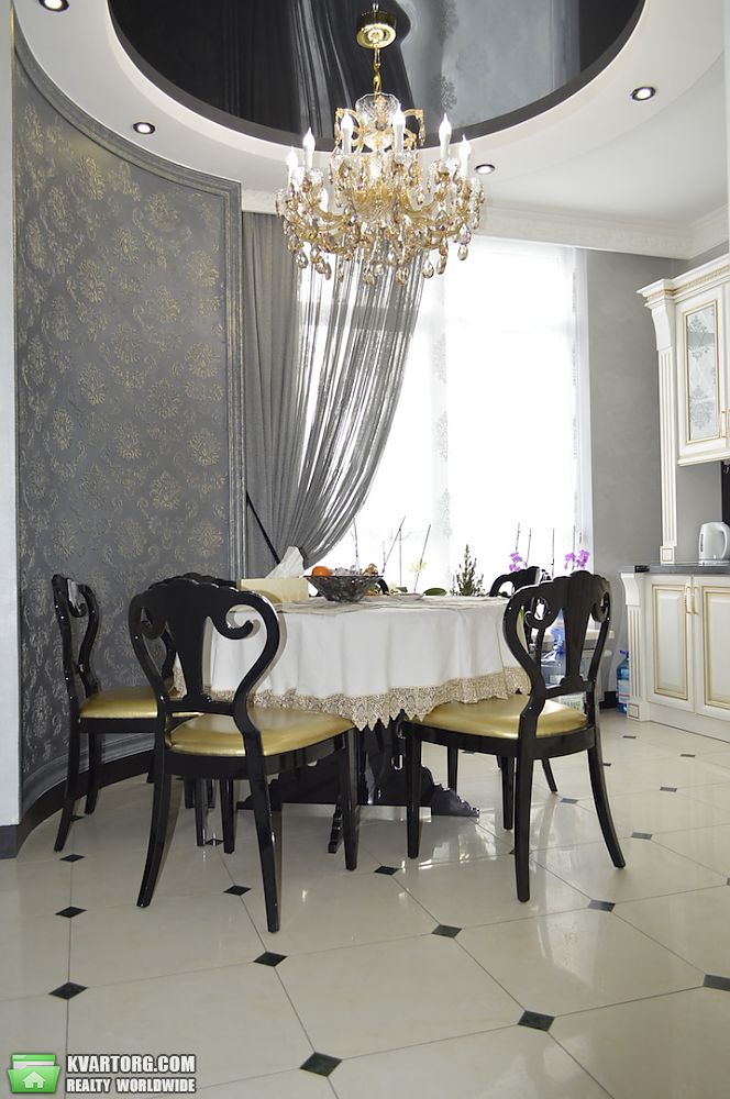 Sell 3-room apartment. Киев,  Драгомирова — photo 9