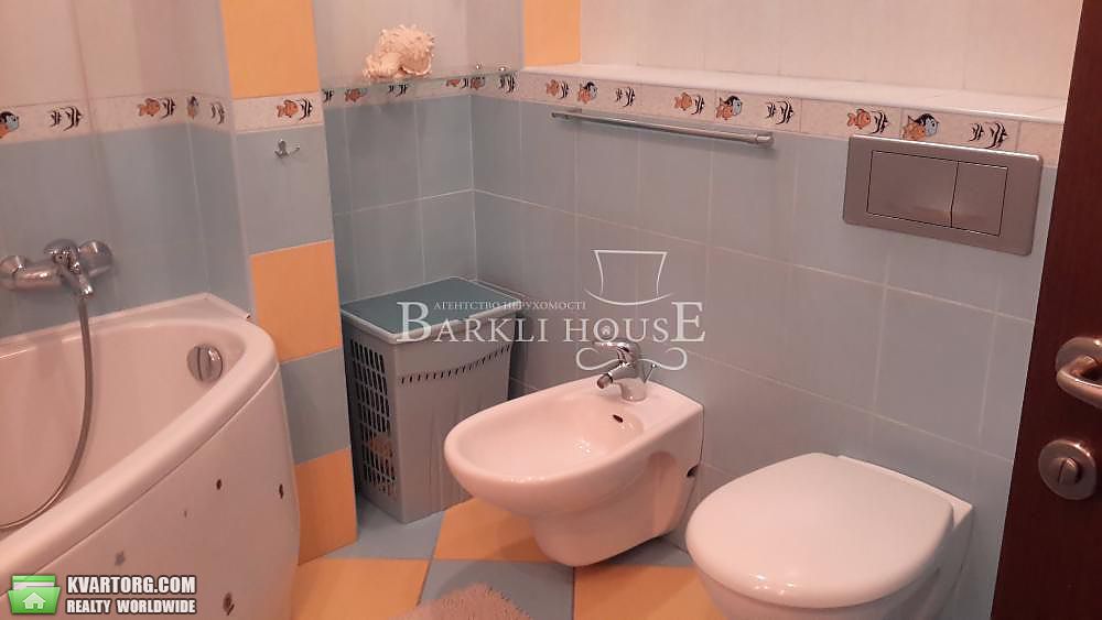 Rent out 4-room apartment. Киев,  Щекавицкая — photo 7