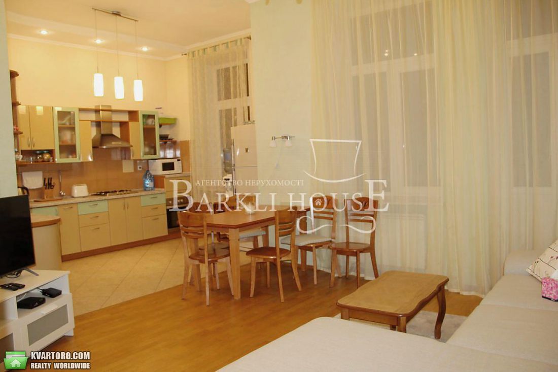 Rent out 4-room apartment. Киев,  Десятинная — photo 7
