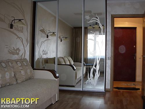 Rent out 1-room apartment. Киев,  Героев Сталинграда пр — photo 2