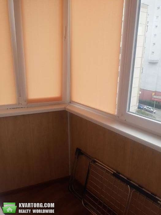 Rent out 1-room apartment. Киев,  Прилужная — photo 4