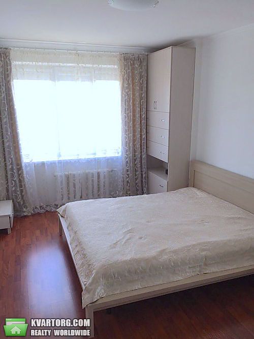 Rent out 2-room apartment. Киев,  Кошица — photo 5
