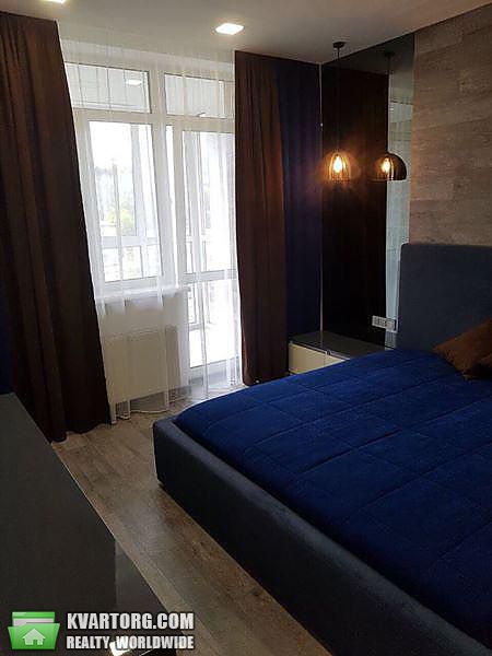Rent out 2-room apartment. Киев,  Ямская — photo 2