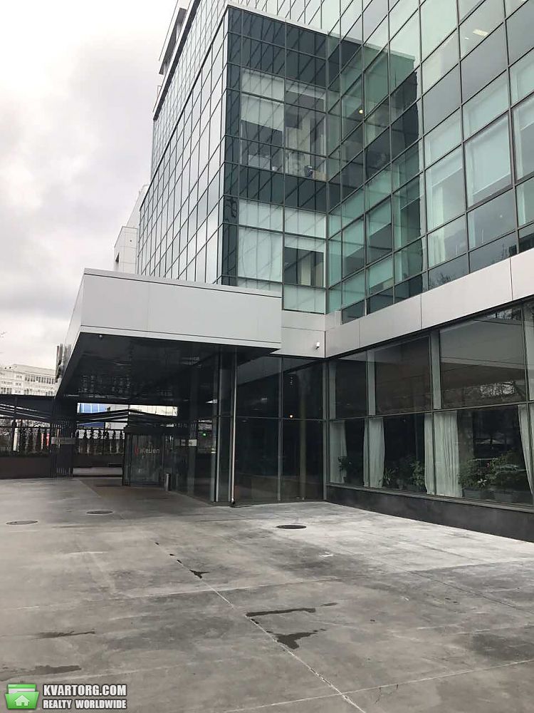 Rent out office. Киев,  Соломенская — photo 1