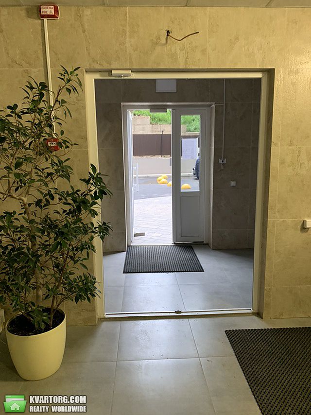 продам 3-комнатную квартиру. Киев,   Новополевая - фото 4