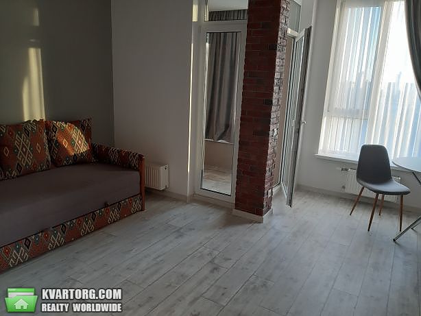 Rent out 1-room apartment. Киев, соборности — photo 1