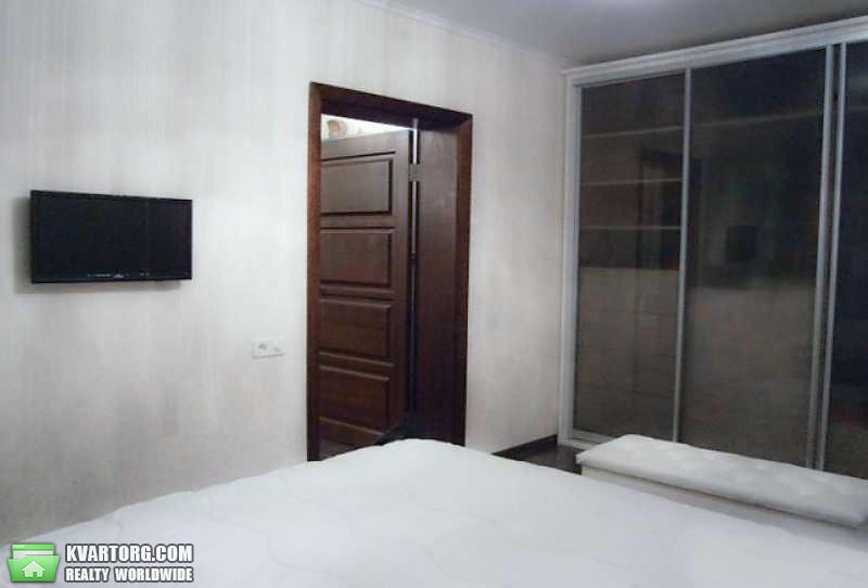 Rent out 2-room apartment. Киев,  Леси Украинки бул — photo 6