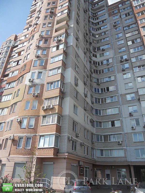 Sell 3-room apartment. Киев,  Амосова — photo 1