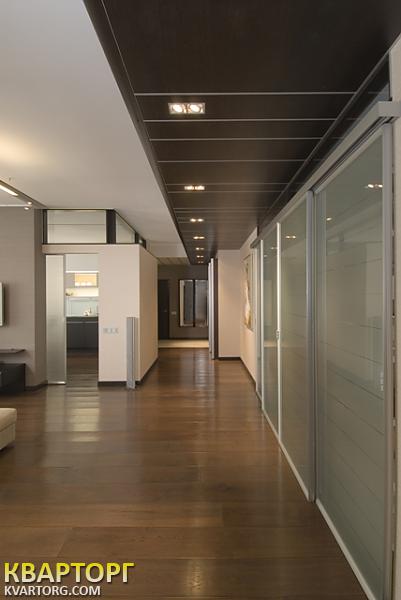 Sell 3-room apartment. Киев,  Барбюса — photo 2