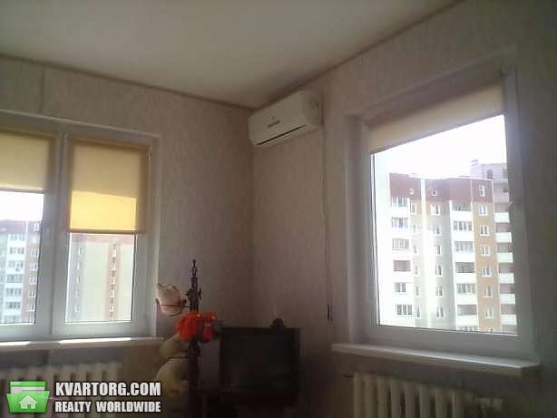 Sell 2-room apartment. Киев,  Урловская — photo 4