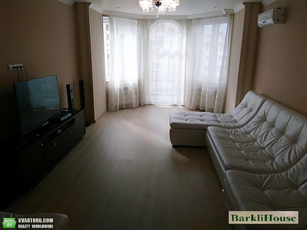Rent out 2-room apartment. Киев,  Полтавская — photo 2