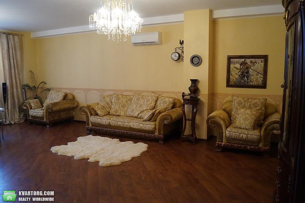 Rent out 4-room apartment. Киев,  Павловская — photo 3
