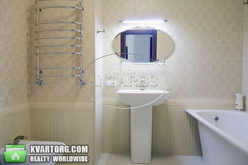 Rent out 3-room apartment. Киев, Леси Украинки бул — photo 8