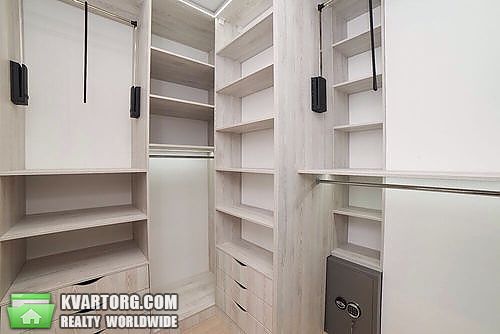 Rent out 4-room apartment. Киев,  Драгомирова — photo 4