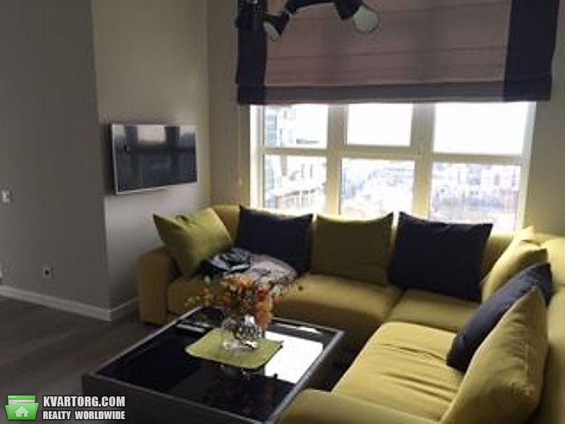 Rent out 2-room apartment. Киев,  Жилянская — photo 3
